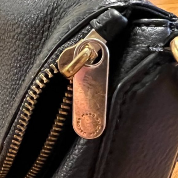 Marc Jacobs Cross Body Leather Bag - Picture 5 of 5